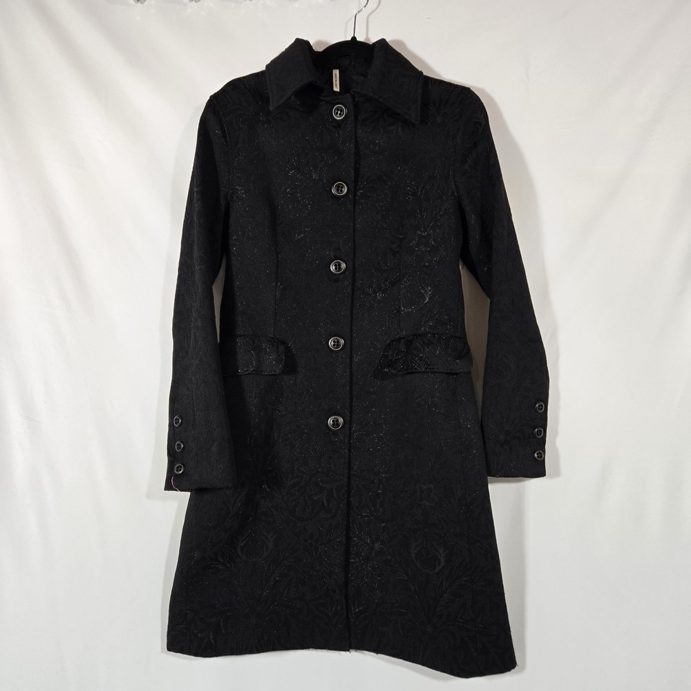 Northland Jaquard-Style Fabric Pattern Long Duster Black and Gold | Size